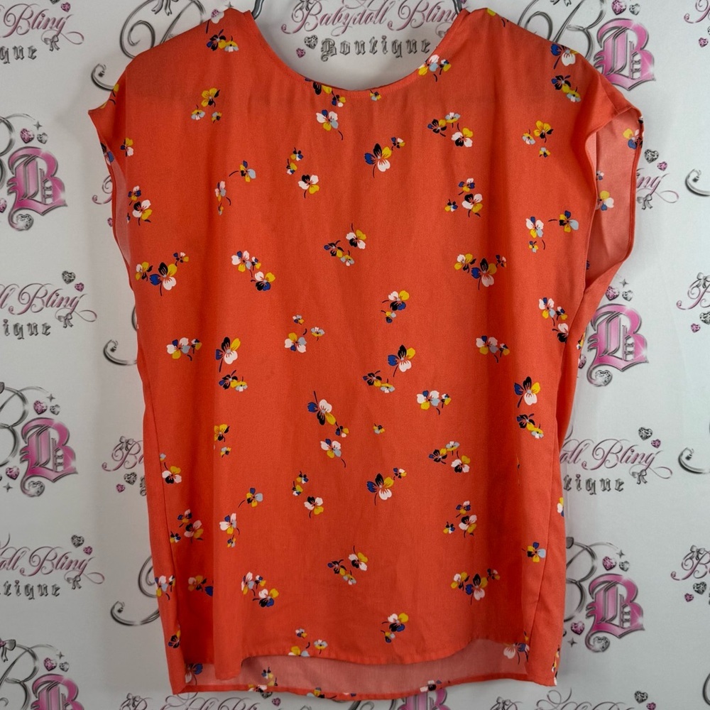 Halogen tshirt flowers blue white keyhole opening Floral Orange Women's Top